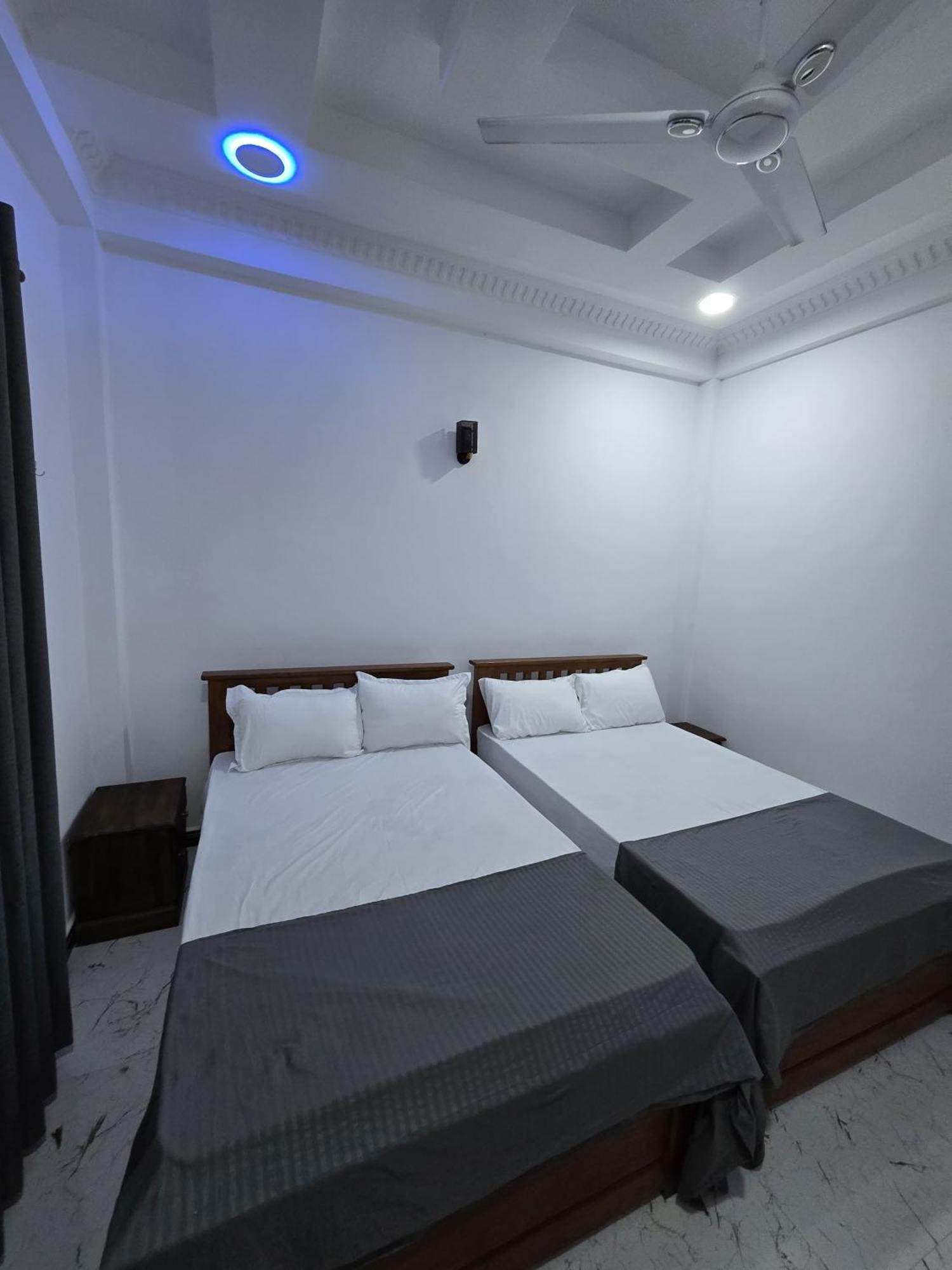 Apartamento Munril Guest Jaffna Exterior foto