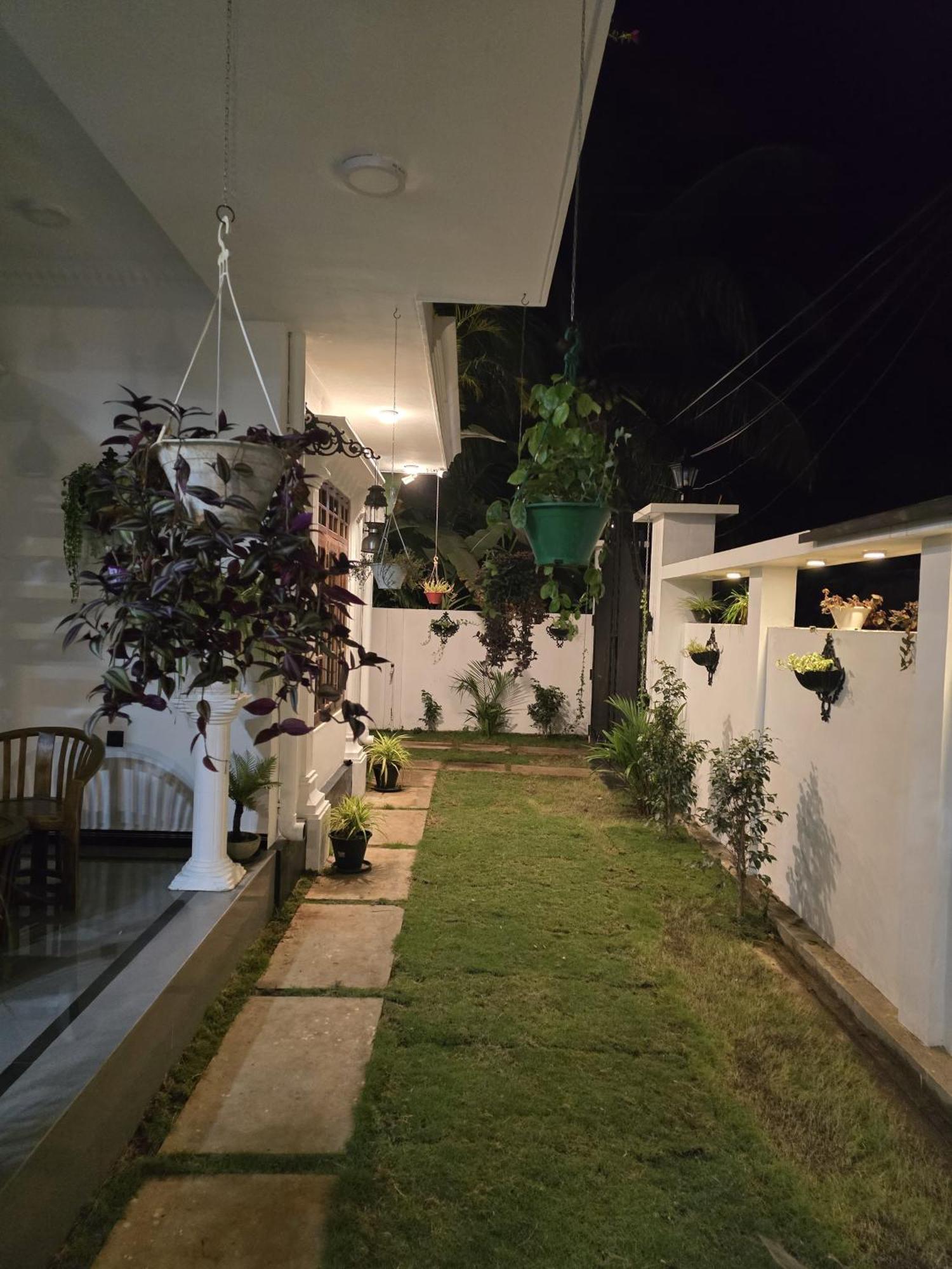 Apartamento Munril Guest Jaffna Exterior foto
